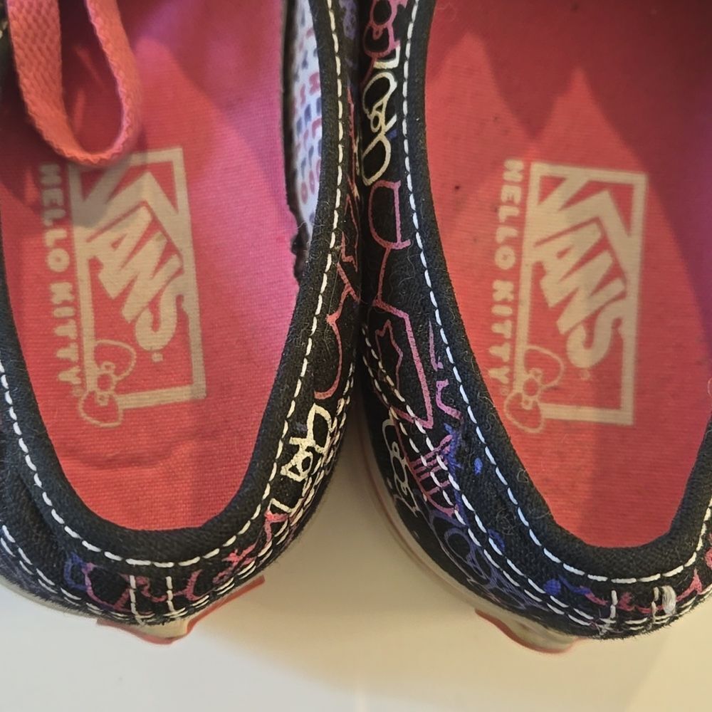 Vans Hello Kitty Sneakers - Black and Pink - Picture 2 of 8